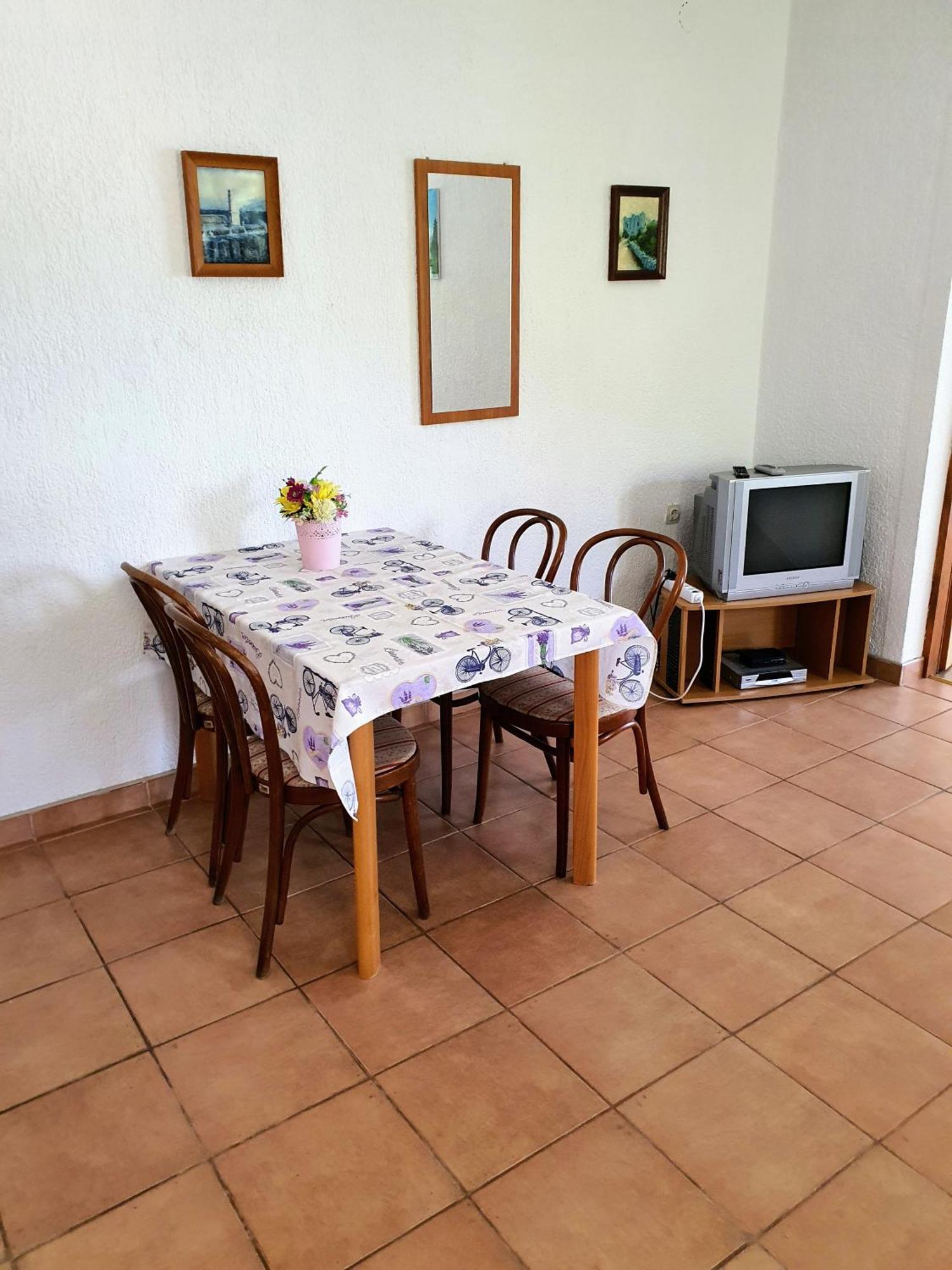 Apartments Buffet 2B Sveti Juraj Chambre photo